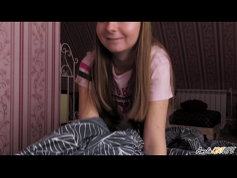 ❤️ Blondie chupa profundamente o seu mellor amigo e recibe semen na boca ❤️❌ Vídeo de puta  na pornografía gl.xxxifuck.ru ❤